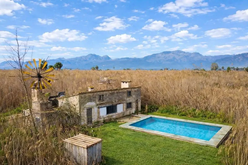 Rustic Estate in the S'Albufera Natural Park · Sa Pobla — photo 1