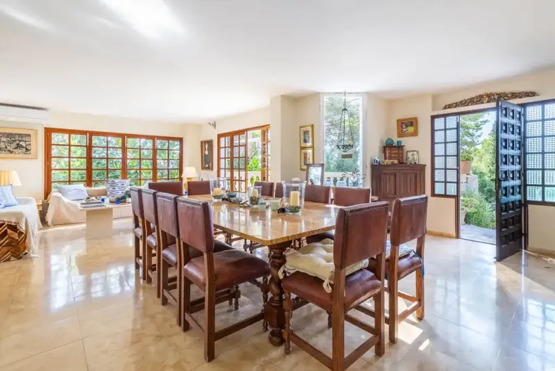 This large family villa is for sale in the seaside village of Font De Sa Cala, near the castle town of Capdepera — photo 9
