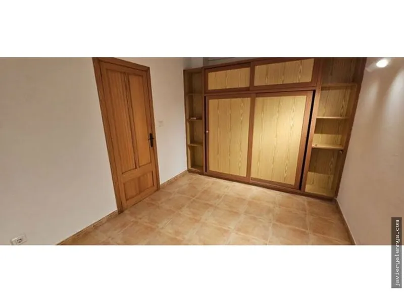 Semi-detached house for sale in Ronda de la Copinya — photo 4