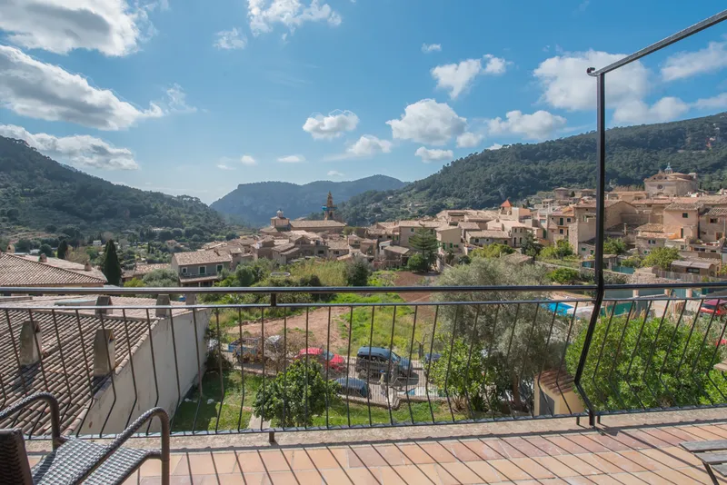Bright village house in Valldemossa with views — photo 6