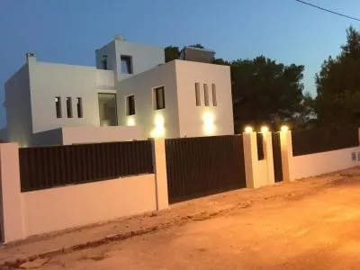Single family house - Llucmajor (Cala Pi), built surface 237m2, plot surface 598m2, terrace size... — photo 2