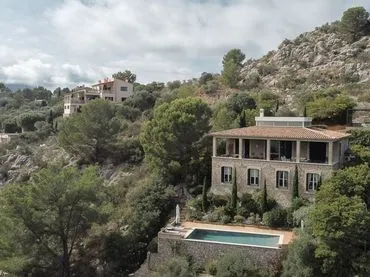 House with balcony for sale in Valldemossa — photo 1