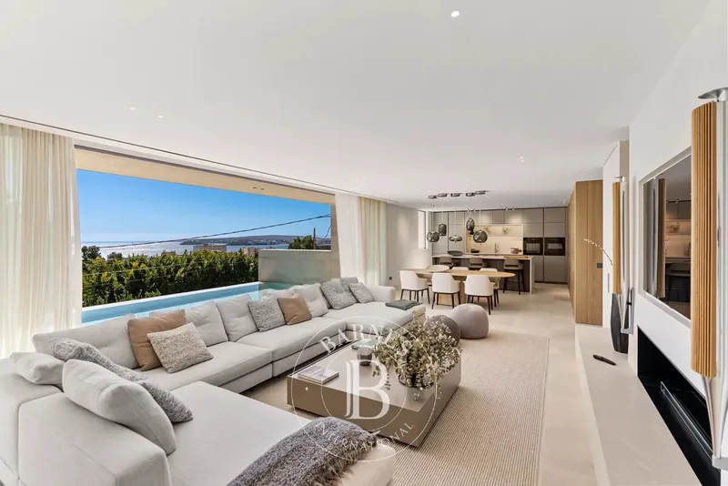 Spacious 5-Bedroom Villa with Terraces and Private Elevator in Portals Nous — photo 2