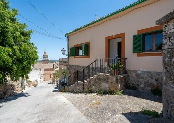 Detached house in Calle sa Costa, Santa Eugenia — photo 1
