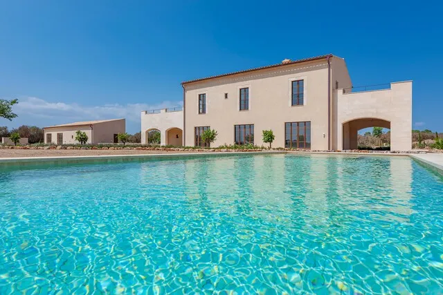 New luxury estate for sale in the countryside of Campos, Mallorca — photo 1