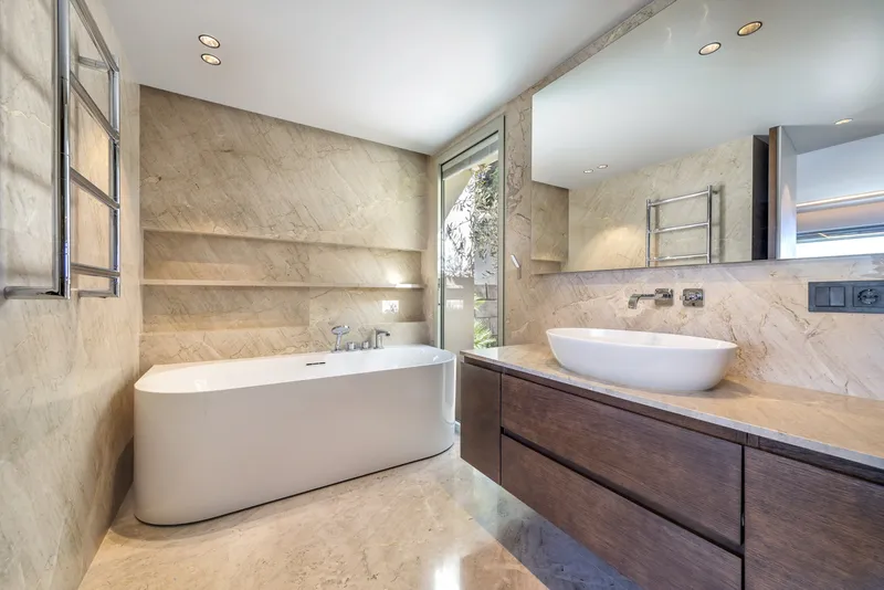 Exclusive: Property in top location with privacy - Marcel Remus Real Estate — photo 11