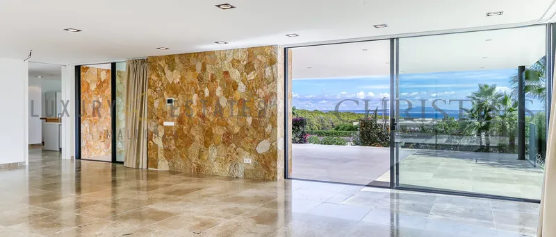Large modern newly built villa in Sol de Mallorca with sea views and large garden — photo 3