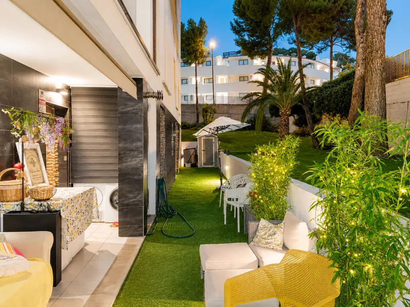 Modern Ground-Floor Apartment with a Private Garden in a Contemporary Residential Complex in Palmanova — photo 4