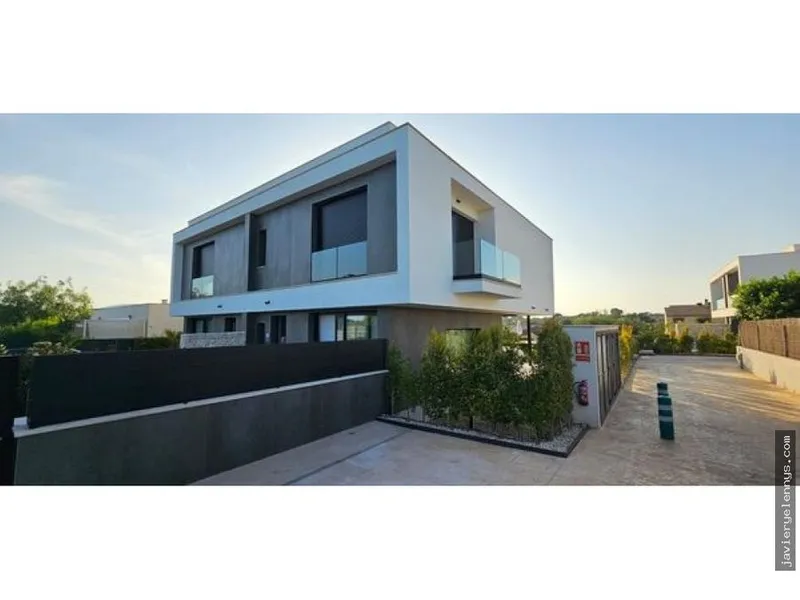 Rental of semi-detached house on Paseo Simón Bolívar — photo 2