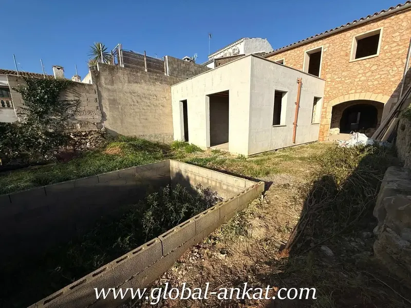 Authenticity and Nobility in the Heart of Vilafranca de Bonany — photo 8