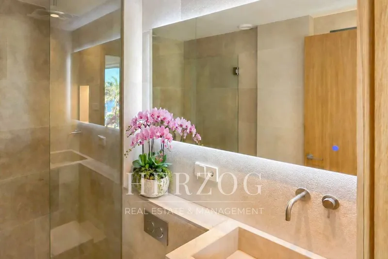 Exclusive new-build penthouse with private pool and sea views in Playa de Palma — photo 10