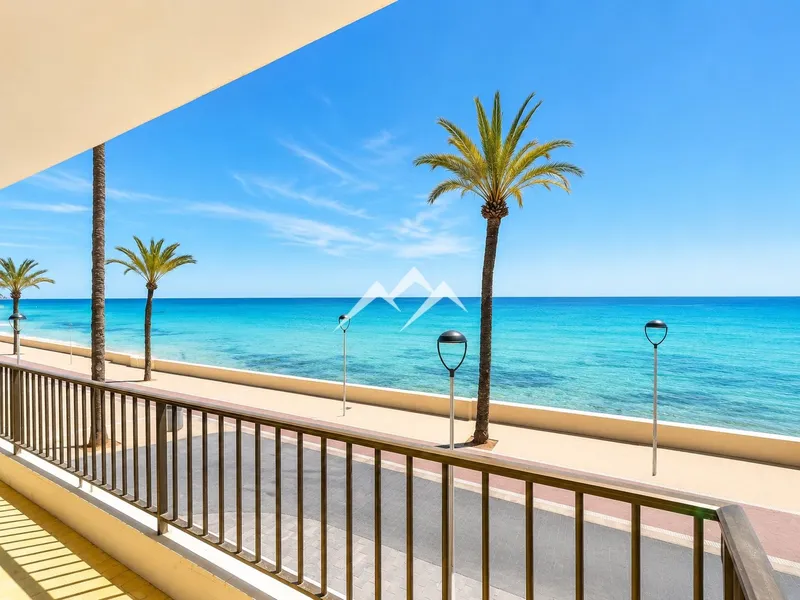 Beachfront building in Mallorca — photo 4