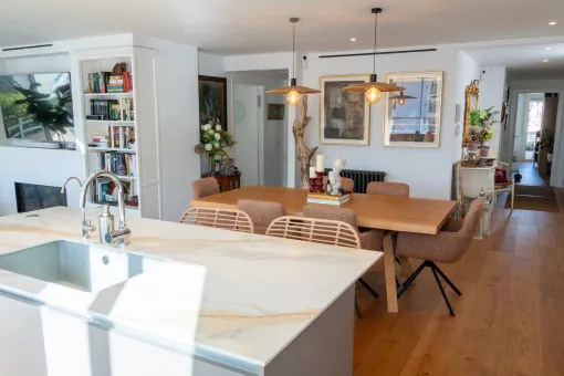 Son Armadams, exclusively renovated apartment on the Paseo Marítimo with terrace and beautiful harbour view — photo 4