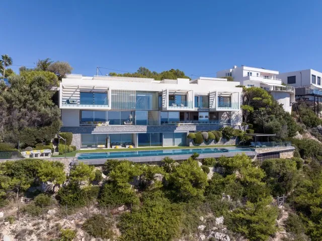 Ultimate luxury villa for sale overlooking the sea in Port Adriano, southwest Mallorca — photo 3