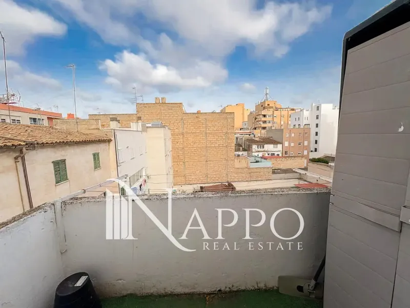 Nappo Real Estate is pleased to present this bright fully renovated penthouse, located in the sought-after area of General Riera — photo 8
