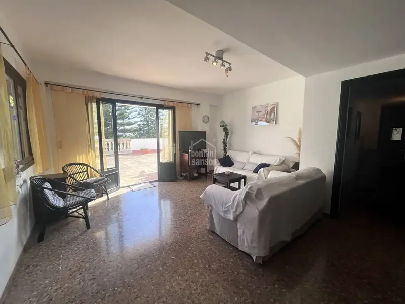 Sunny penthouse in the center of Cala Millor, a few meters from the beautiful beach and with lateral sea views — photo 8