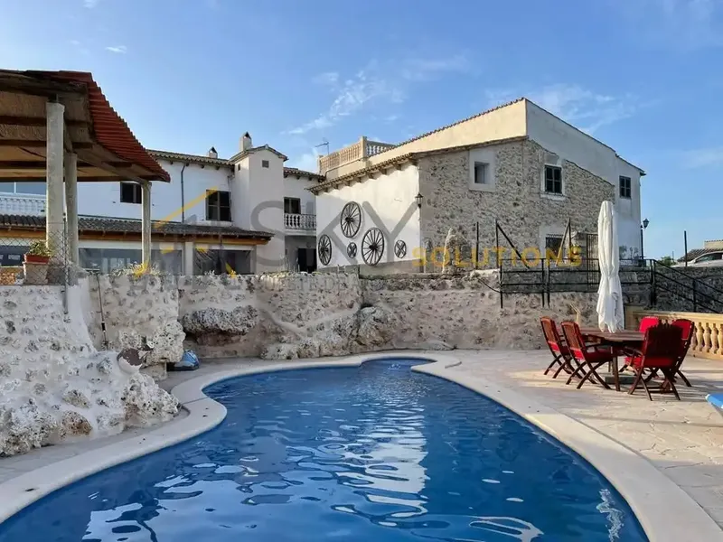 Rustic Farmhouse with Mallorcan Charm and Great Potential in Lloret de Vistalegre — photo 5