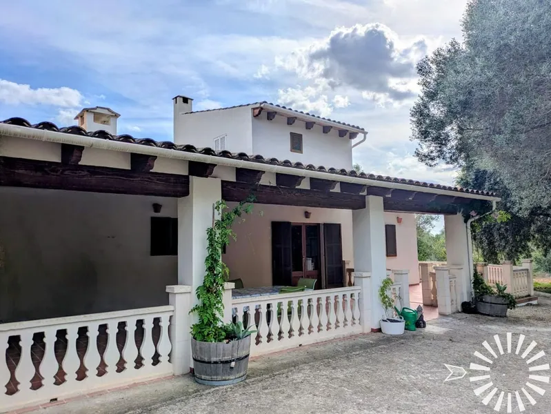 Country house with a private 1,500 m² garden and pool near Porreres — photo 2
