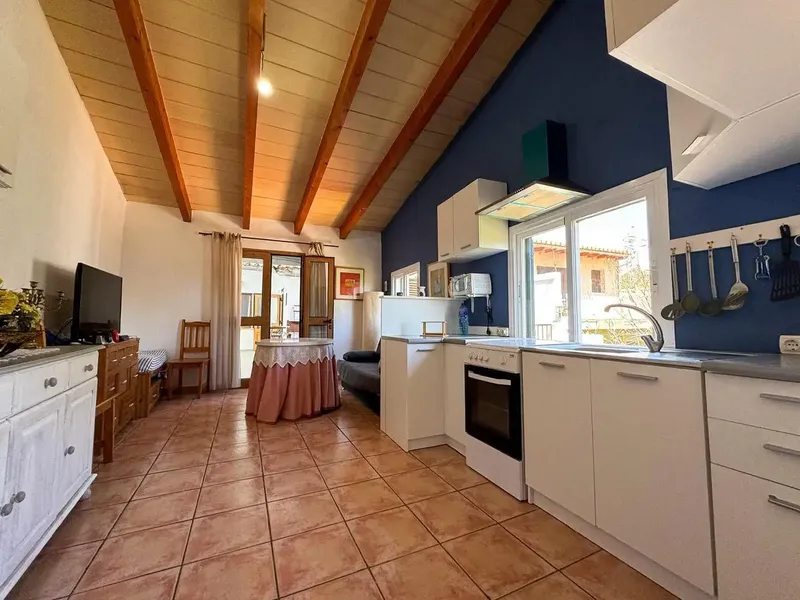Discover your new home in the charming village of Selva, in the Balearic Islands! This bright 90 m² apartment is perfect for those seeking — photo 4