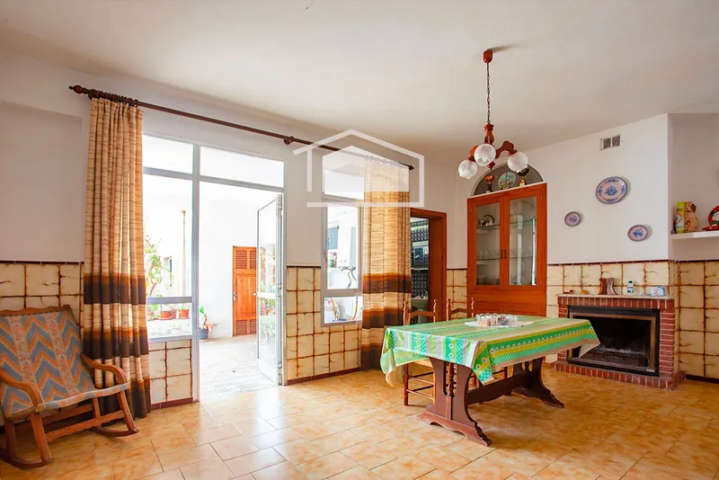 Traditional house in Campos with extensive renovation possibilities — photo 11