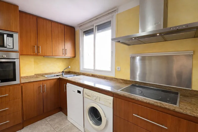 Apartment with wide and bright balcony in central area – El Fortí — photo 7