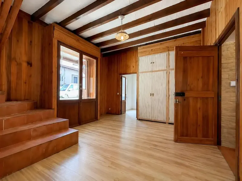 Discover this wonderful townhouse in a privileged corner location, distributed over two floors — photo 11