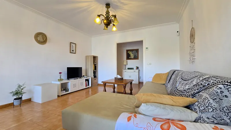 AL-JHRE069 – 3-bedroom apartment with a large terrace just 100m from the beach — photo 10