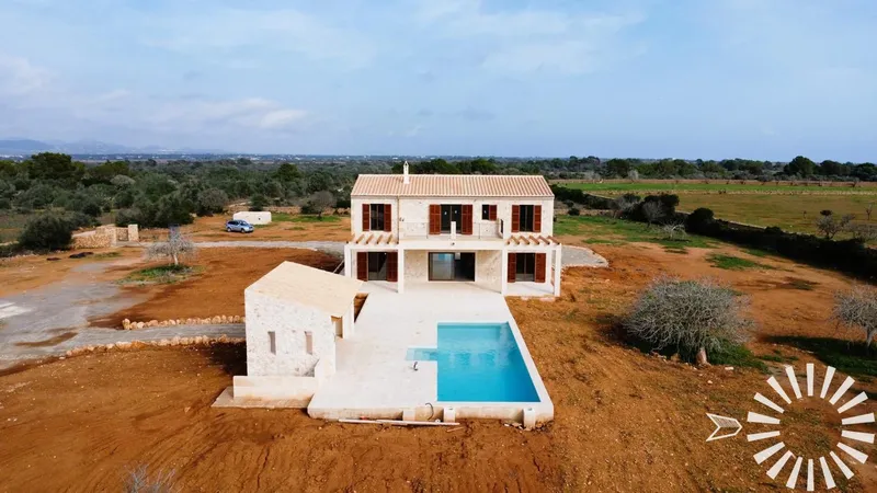 Casa Rustica for sale in Es Llombards Santanyi of 373 m2 — photo 4