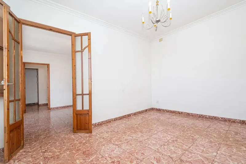 Spacious home with private garden in El Vivero — photo 12