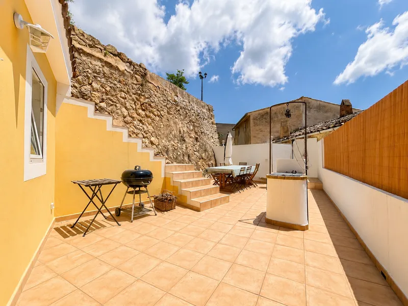 Authentic village house in the heart of Andratx with terraces and views of the Mas mountain — photo 3