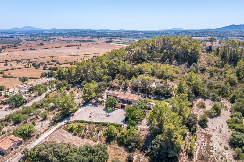 Sineu – Großzügige Finca auf Grundstück mit 16.830 m2 — photo 6