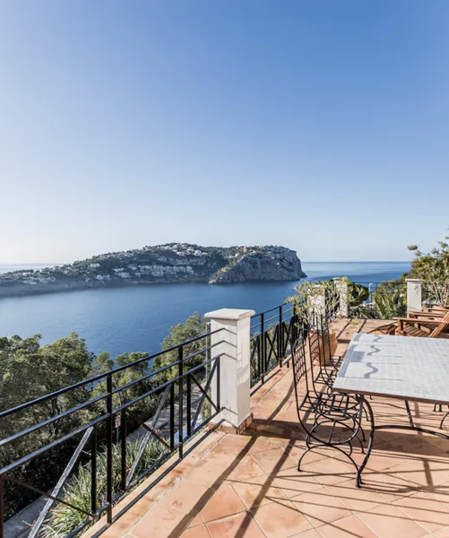 Exclusive villa with panoramic sea views in Puerto Andratx — photo 2