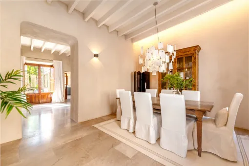 Sencelles, high-quality renovated village house with pool and garage in Sencelles — photo 11