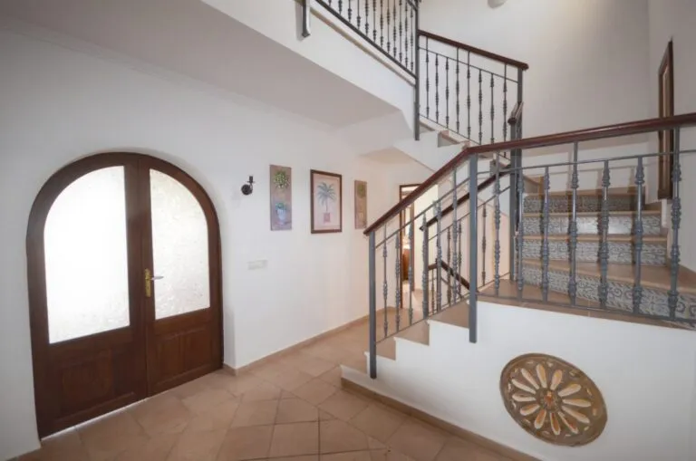 Classic finca with sea views and access to the village — photo 2