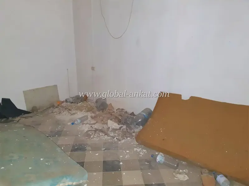 House to renovate in Felanitx, located in the Can Moix area on Ps. Ramón Llull, with a plot area according to the cadastre of 398m2, with — photo 8
