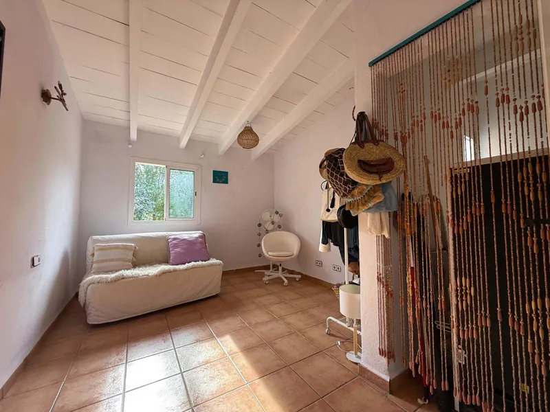 Rustic plot with existing construction near Santa Margalida. Without occupancy certificate — photo 10