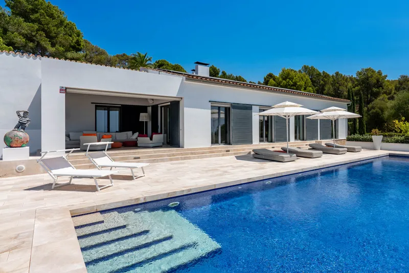 Southwest-facing villa ensemble: peace, privacy and stunning sea and panoramic views — photo 1