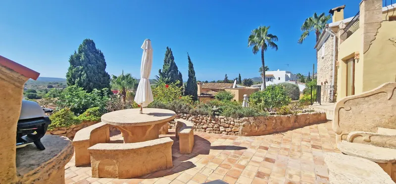 Extraordinary village house with spectacular panoramic views in Calvia — photo 8