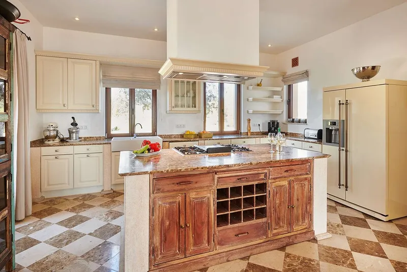 Mediterranean retreat with ETV license, guest house and spectacular sea views — photo 6