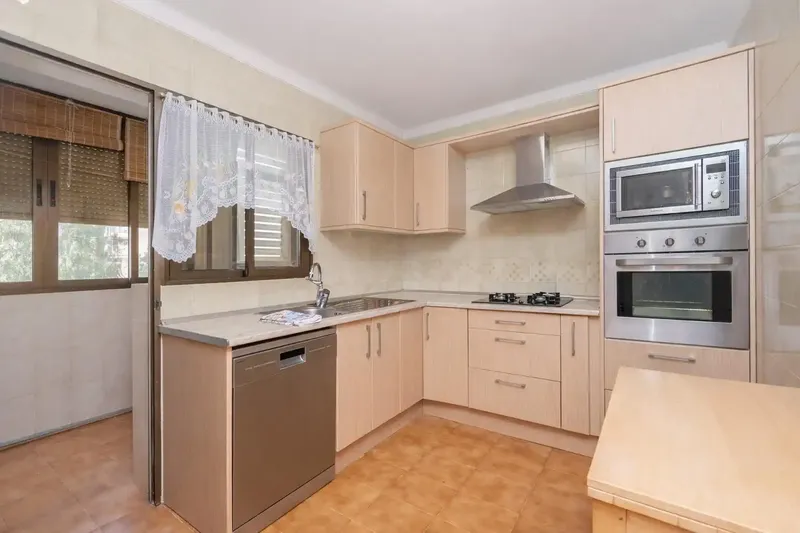 Apartment for sale in Portopí, Palma — steps from the Paseo Marítimo — photo 4