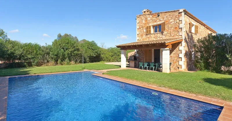 Natural stone finca with large pool, panoramic views and lots of privacy between Campos and Felanitx — photo 2