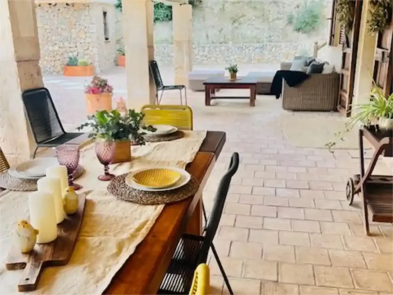 Maravillosa finca rústica en magnífico estado en Calvià con vistas panorámicas y total privacidad. La casa principal tiene dos plantas con t — photo 9