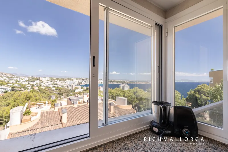 Penthouse with panoramic rooftop terrace and sea views in Illetas — photo 7