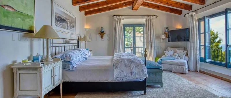 Mediterranean villa in Puerto Andratx with sea view and guest house in Mallorca — photo 8