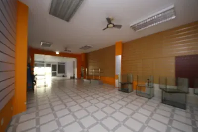 Premises for Sale / Rent in Cala Millor — photo 1