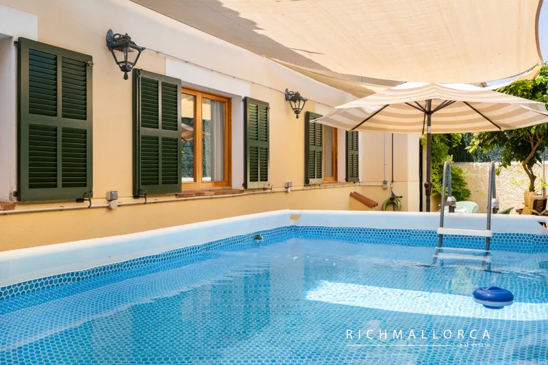 Ground-floor apartment in a two-family house with private garden in Es Caülls, Marratxí — photo 1