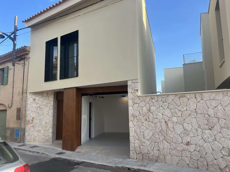 Near Palma: Stylish Newly Built Terraced House with Pool, Roof Terrace & Wonderful Views, Ref. 9447 — photo 10