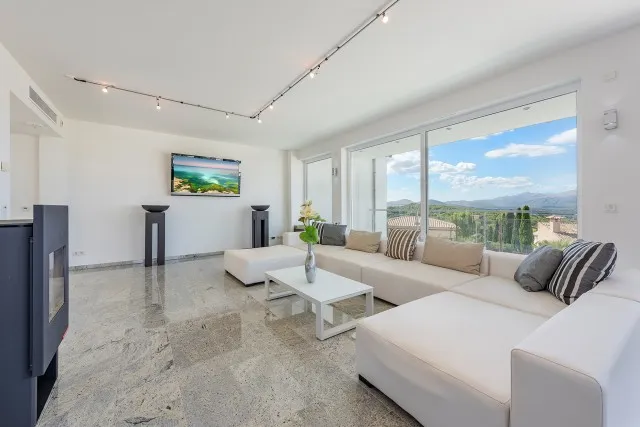 Exclusive villa with sea views and pool for sale in Bonaire, North Mallorca — photo 4
