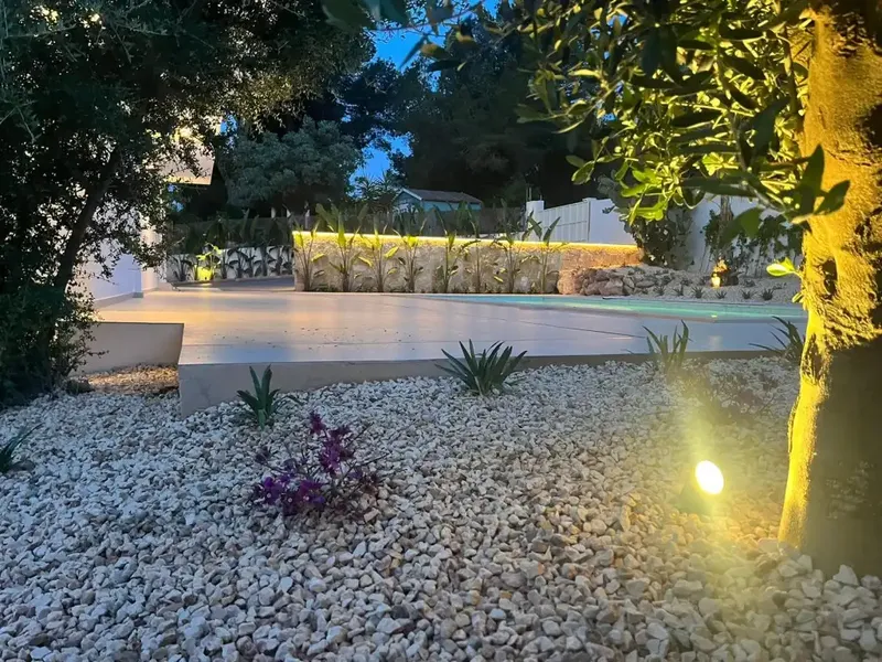 Modern villa for sale in Palmanova, steps from the beach — photo 8
