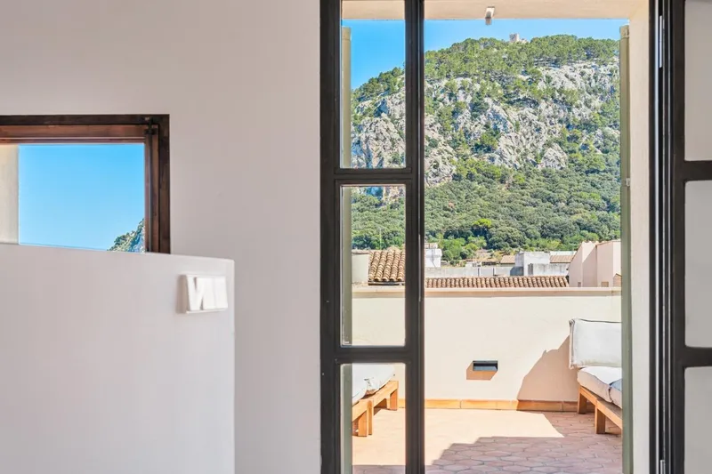 Charming Townhouse with Pool in the Heart of Pollença — photo 12